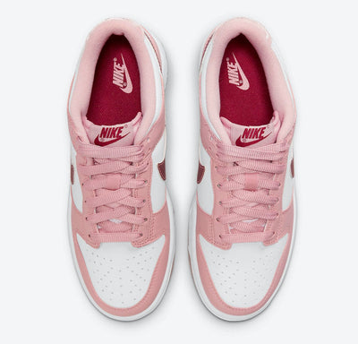 CHAUSSURES NIKE DUNK LOW PINK VELVET (GS) DO6485600