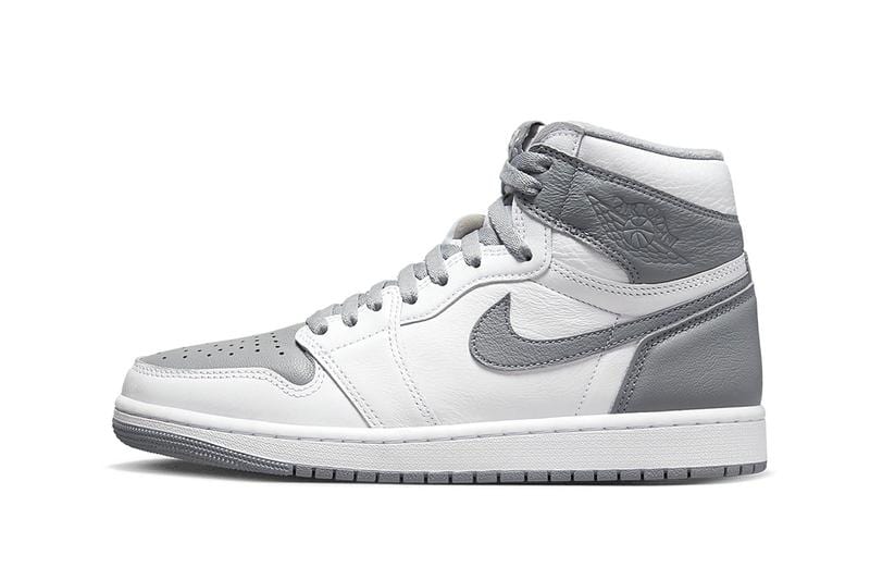 靴 Nike Air Jordan 1 High OG Stealth JORDAN 1 HIGH STEALTH – ONE OF A KIND