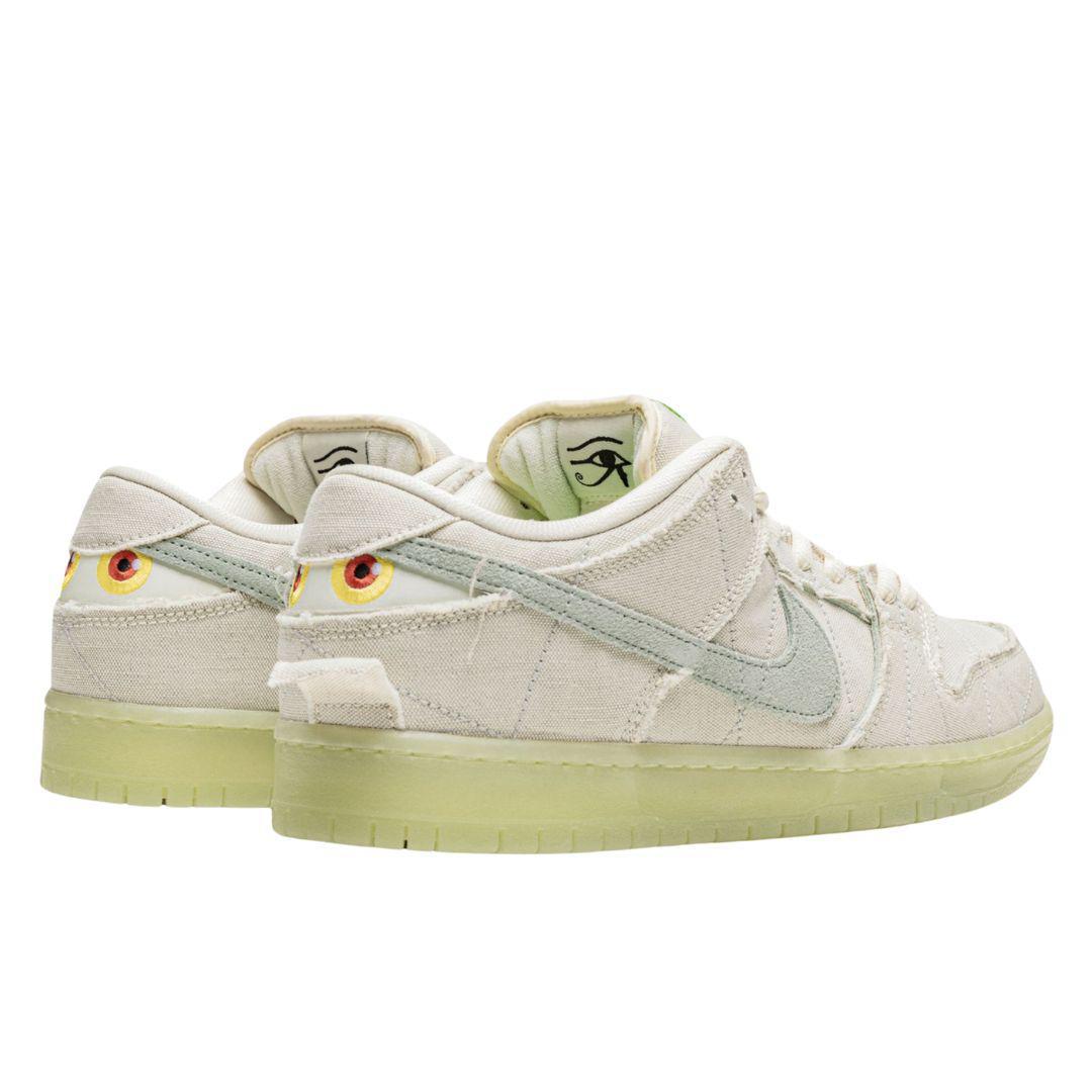 mummy dunks stock x