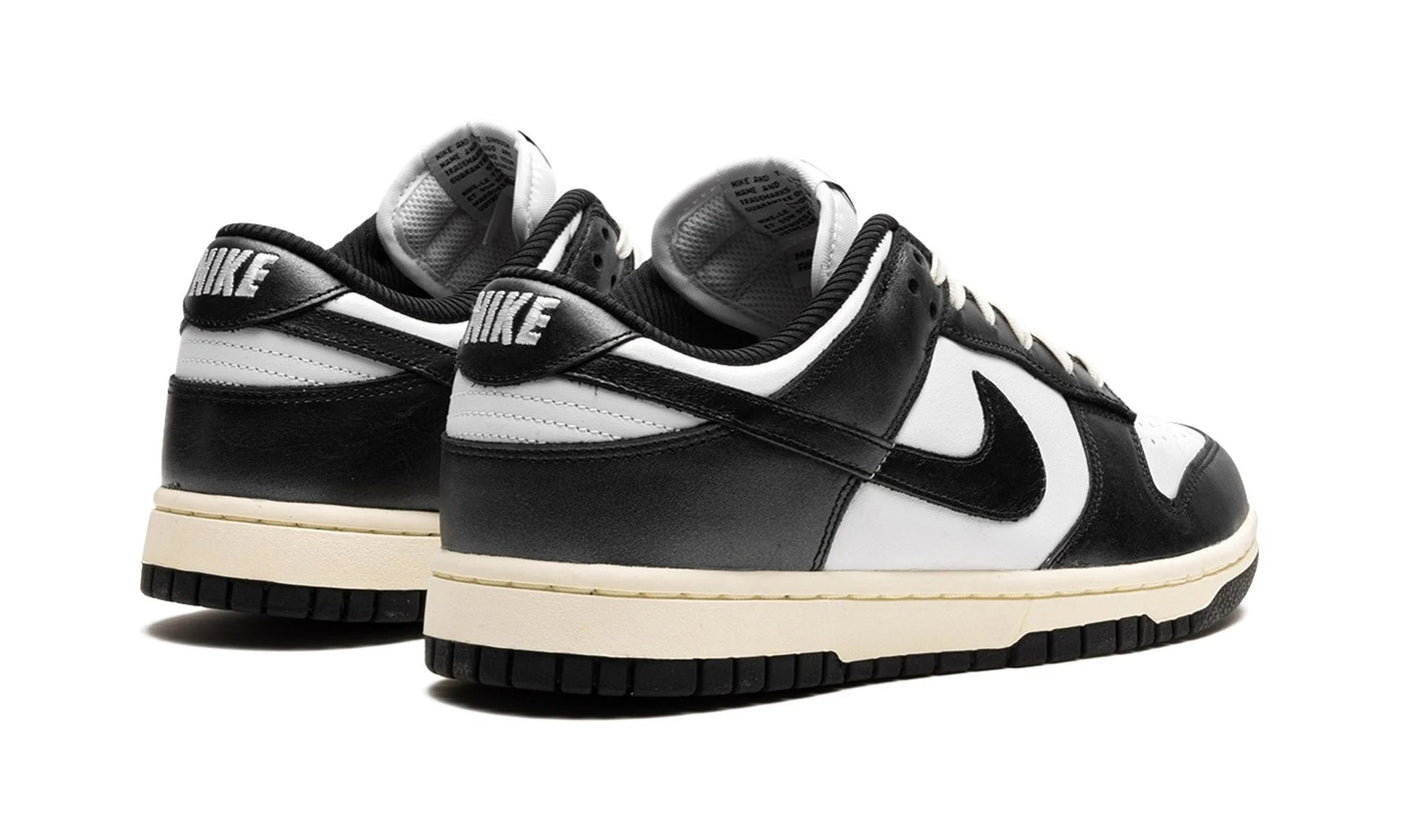 NIKE DUNK LOW VINTAGE PANDA (W)