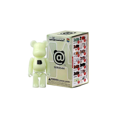 BEARBRICK SERIES 44 100% MYSTERY BOX