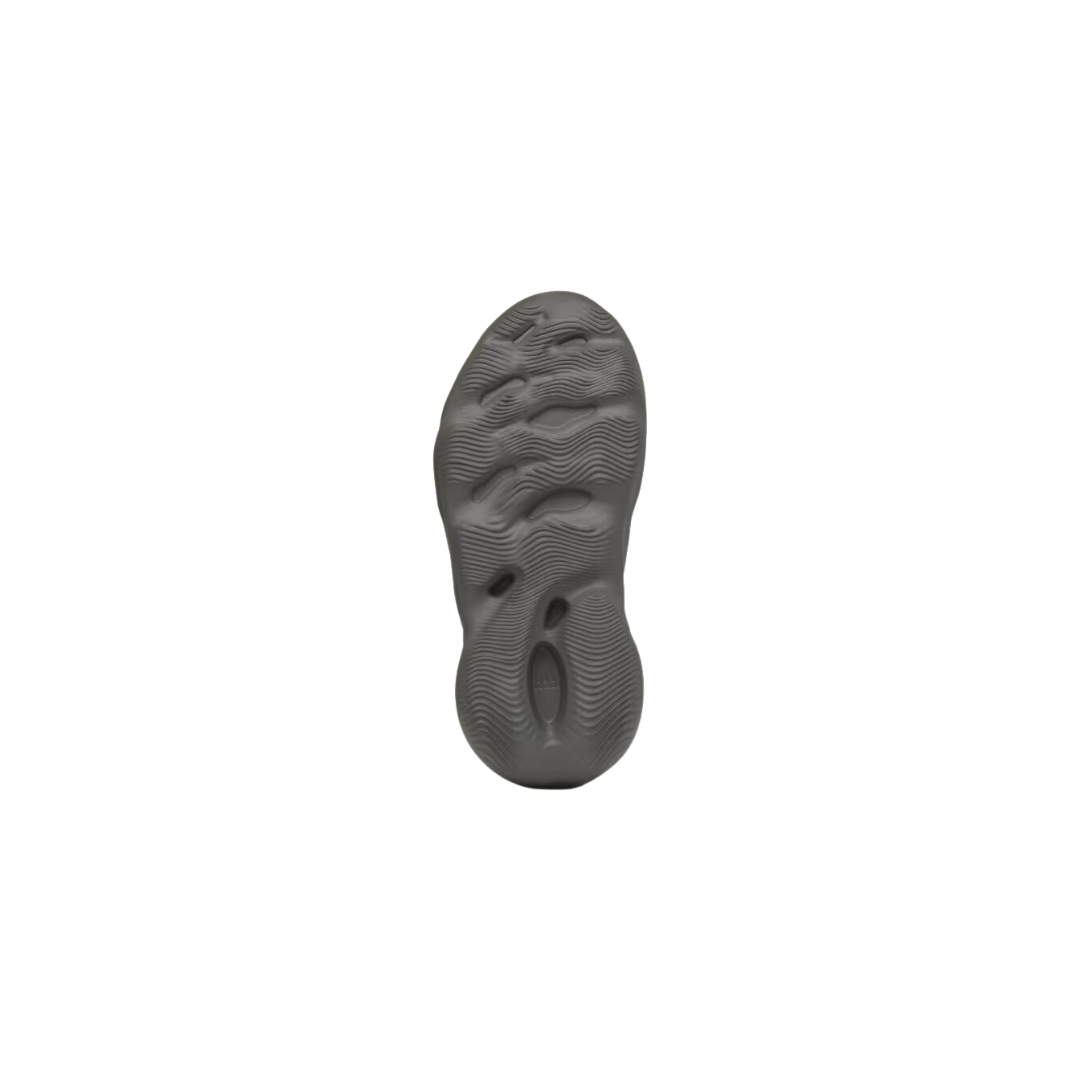 YEEZY FOAM RNR CARBON KIDS