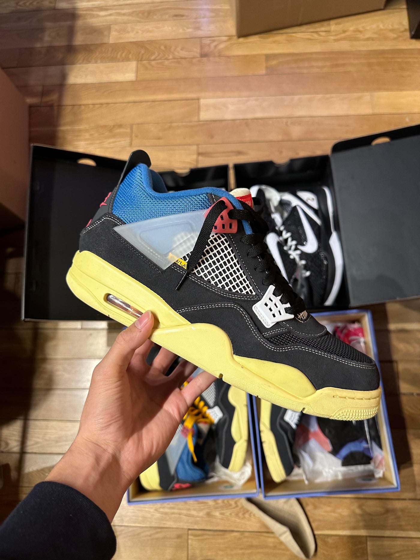 JORDAN 4 UNION NOIRE