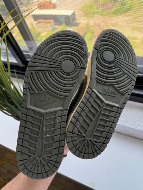JORDAN SHOES JORDAN 1 LOW OG TRAVIS SCOTT MEDIUM OLIVE (USED)