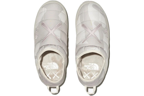 KAWS X THE NORTH FACE THERMOBALL TRACTION MULE VP MOONLIGHT IVORY (W)