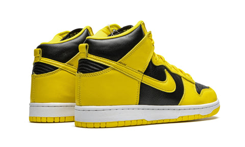 NIKE DUNK HIGH SP VARSITY MAIZE