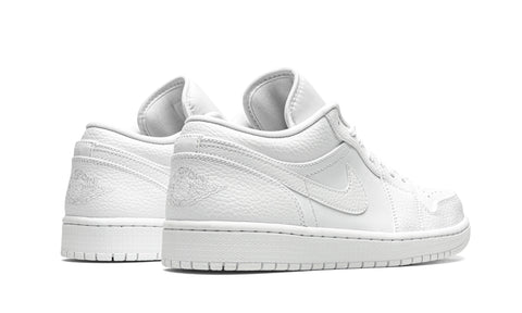 JORDAN 1 LOW TRIPLE WHITE