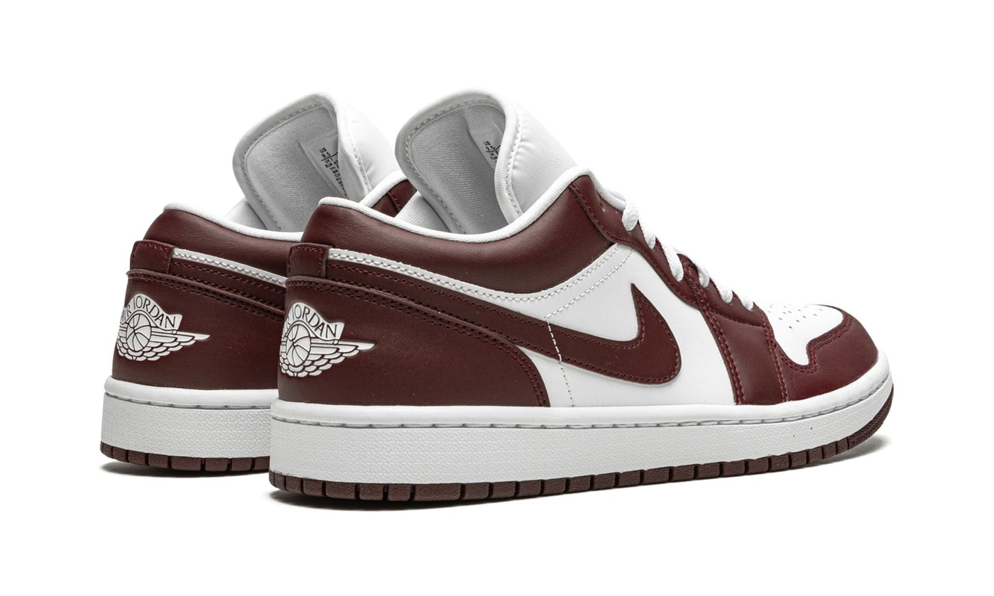 JORDAN 1 LOW TEAM RED (W) â ONE OF A KIND