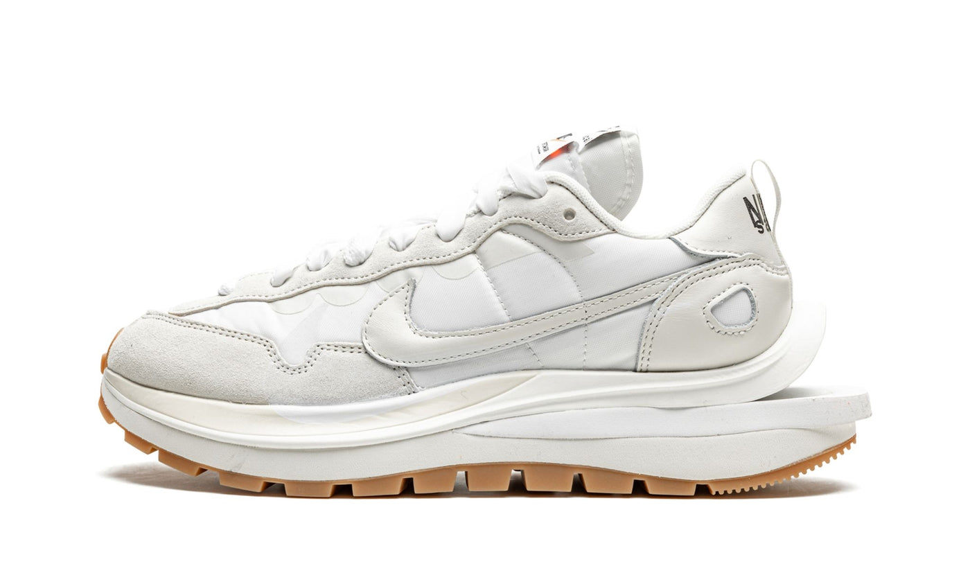 NIKE X SACAI VAPORWAFFLE SAIL GUM