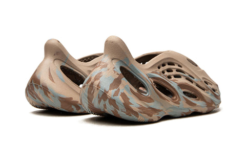 YEEZY FOAM RUNNER MX SAND GREY