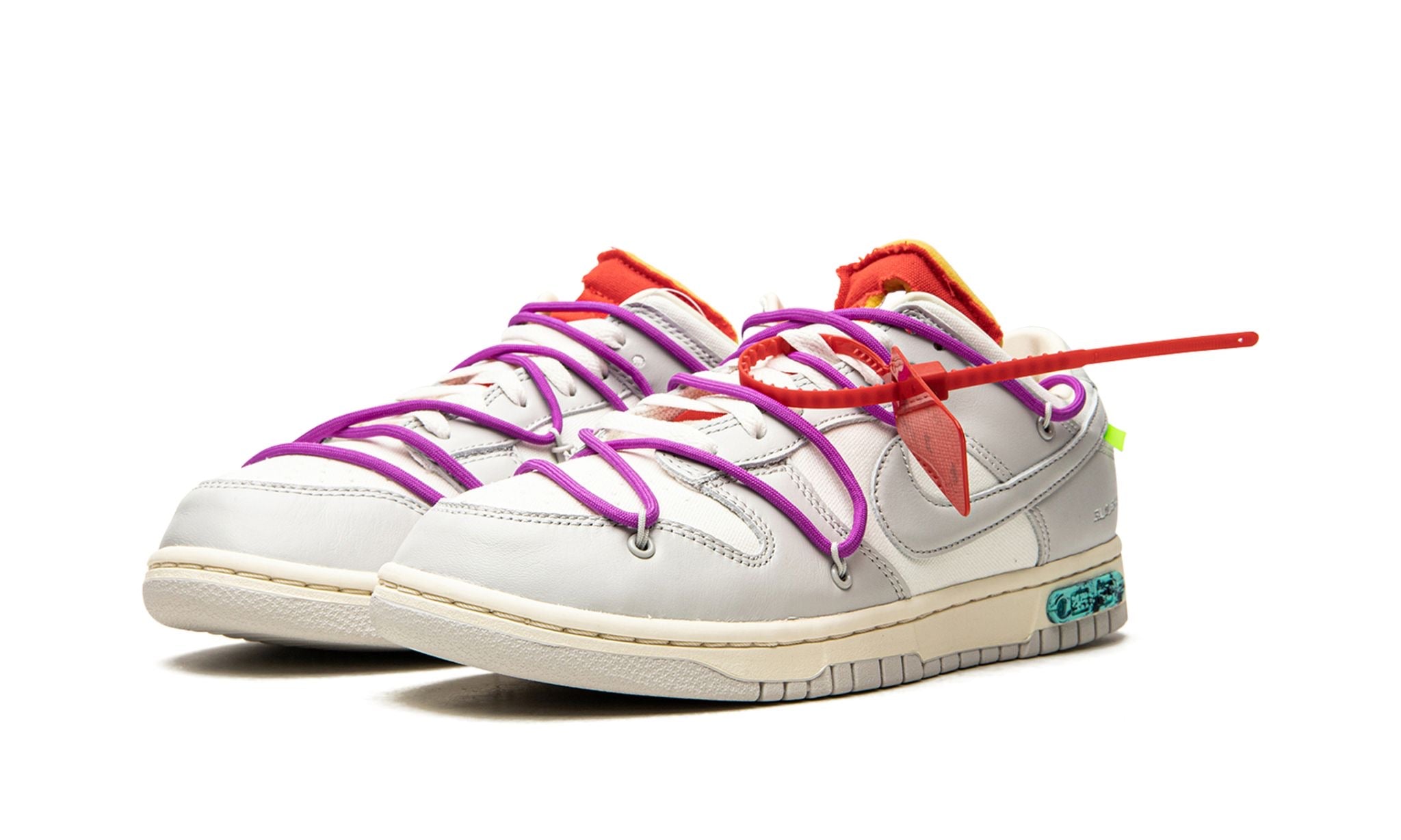 NIKE X OFF WHITE DUNK LOT 45 – ONE OF A KIND NIKE X OFF WHITE DUNK LOT 45 – ONE OF A KIND
