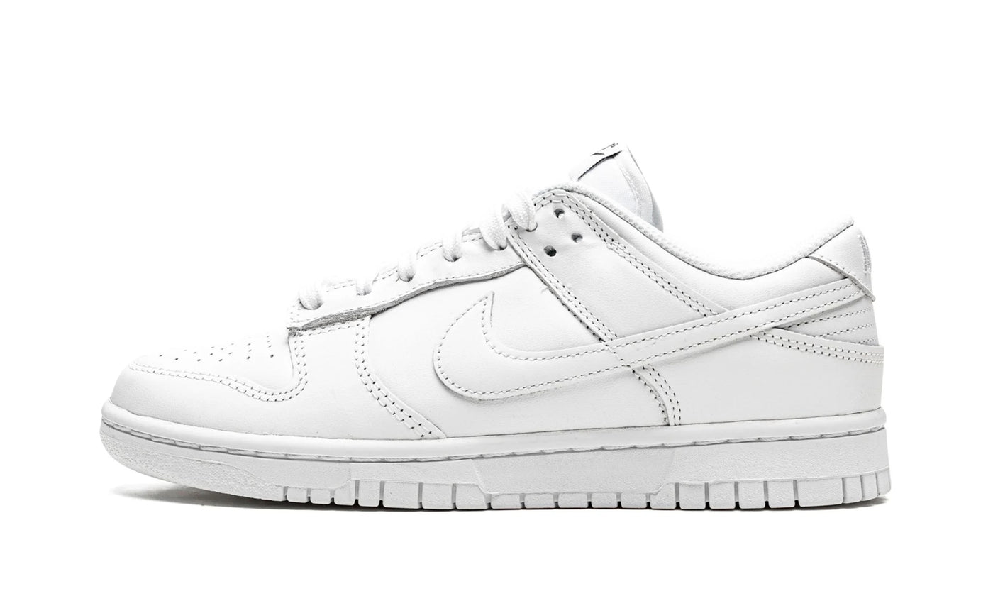 NIKE DUNK LOW TRIPLE WHITE 2021 (W)