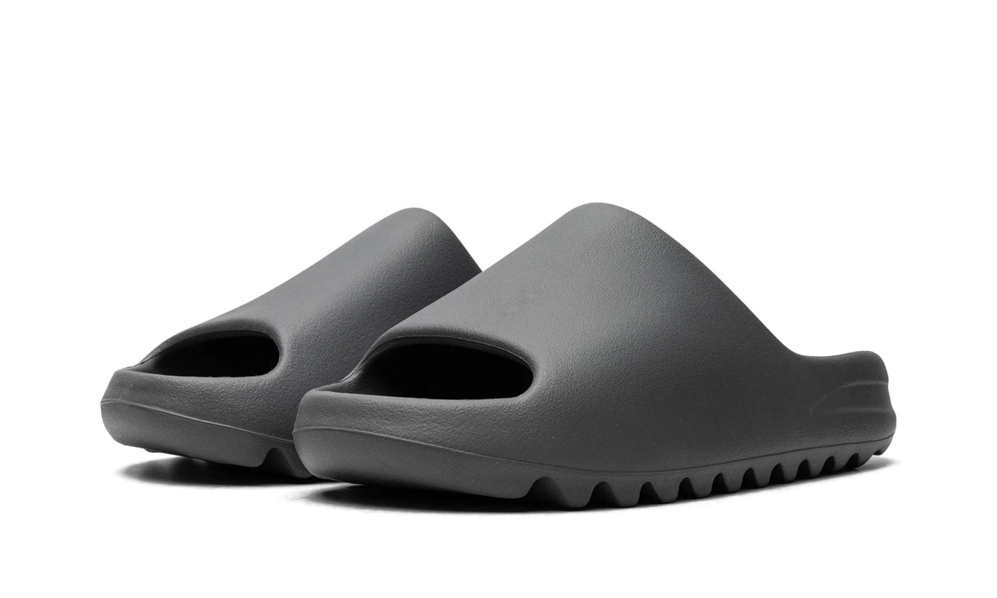 YEEZY SLIDE SLATE GREY