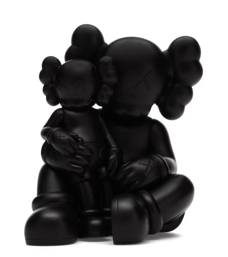 KAWS HOLIDAY CHANGBAI MOUNTAIN VINYL FIGIRE SNOWY BLACK