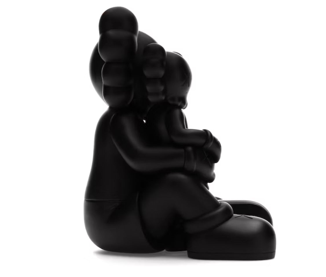 KAWS HOLIDAY CHANGBAI MOUNTAIN VINYL FIGIRE SNOWY BLACK