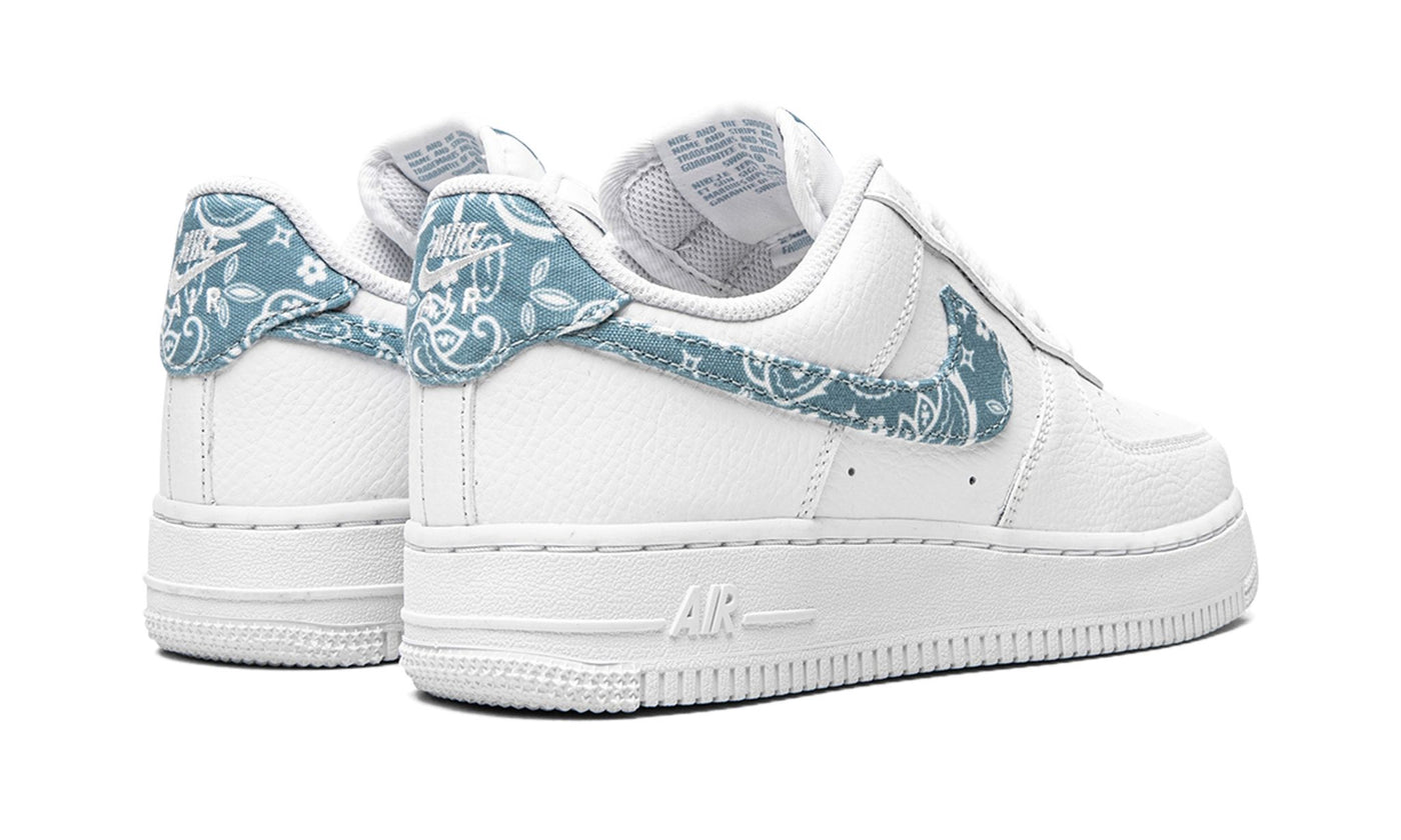 NIKE AIR FORCE 1 LOW ESSENTIAL WHITE WORN BLUE PAISLEY (W)