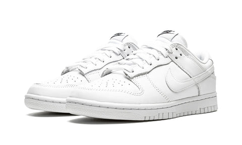 NIKE DUNK LOW TRIPLE WHITE (W)