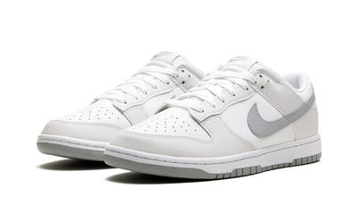 NIKE DUNK LOW RETRO SUMMIT WHITE LIGHT SMOKE GREY