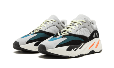 NIKE SHOES YEEZY 700  WAVE RUNNER