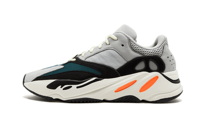 NIKE SHOES YEEZY 700  WAVE RUNNER