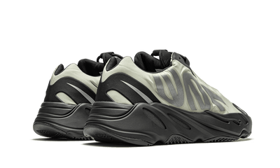 YEEZY SHOES YEEZY 700 MNVN BONE FY3729