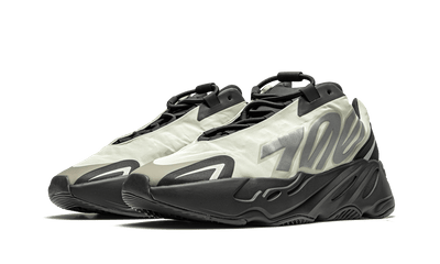 YEEZY SHOES YEEZY 700 MNVN BONE FY3729