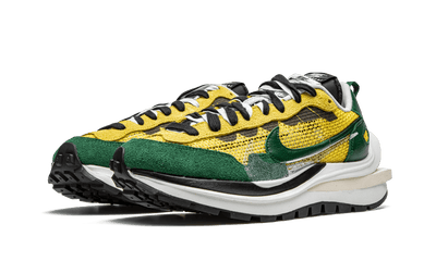 NIKE SHOES NIKE X SACAI VAPORWAFFLE TOUR YELLOW