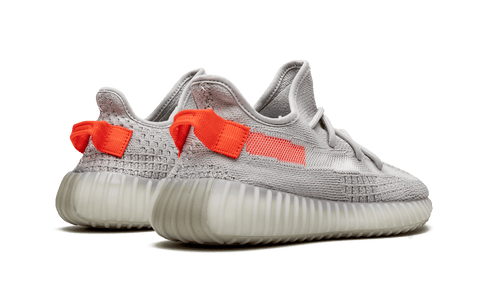 YEEZY SHOES YEEZY 350 V2 TAIL LIGHT