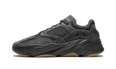 YEEZY Shoes YEEZY 700 V2 UTILITY BLACK FV5304