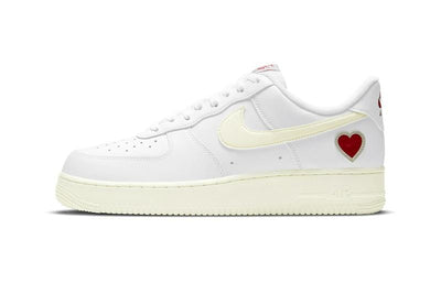 NIKE SHOES NIKE AIR FORCE 1 VALENTINE'S DAY SAIL DD7117100